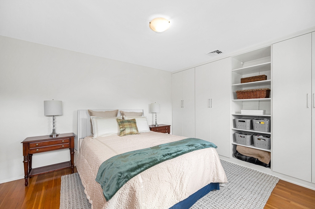 389 Marbleridge Rd, North Andover, MA Photo #20