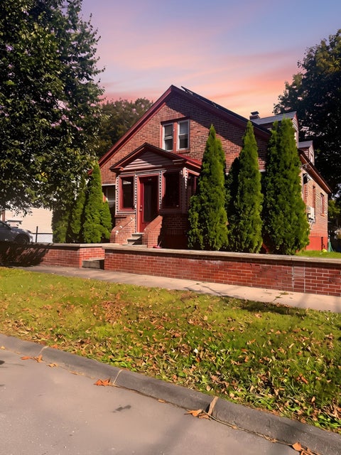 Photo of 45 Stoddard Ave, Pittsfield, MA 01201 (MLS # 73577418)