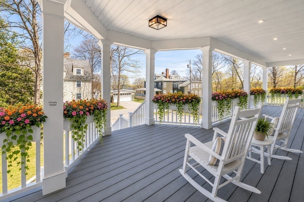5 Cottage St