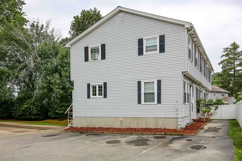 18 Massasoit Rd B Worcester MA 01604