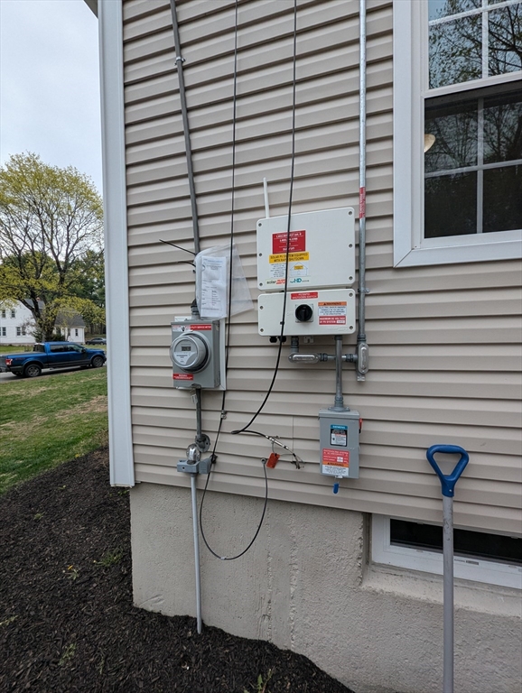 Franklin, Massachusetts 02038, United States, 4 Bedrooms Bedrooms, ,1 BathroomBathrooms,Residential,Pending,121339