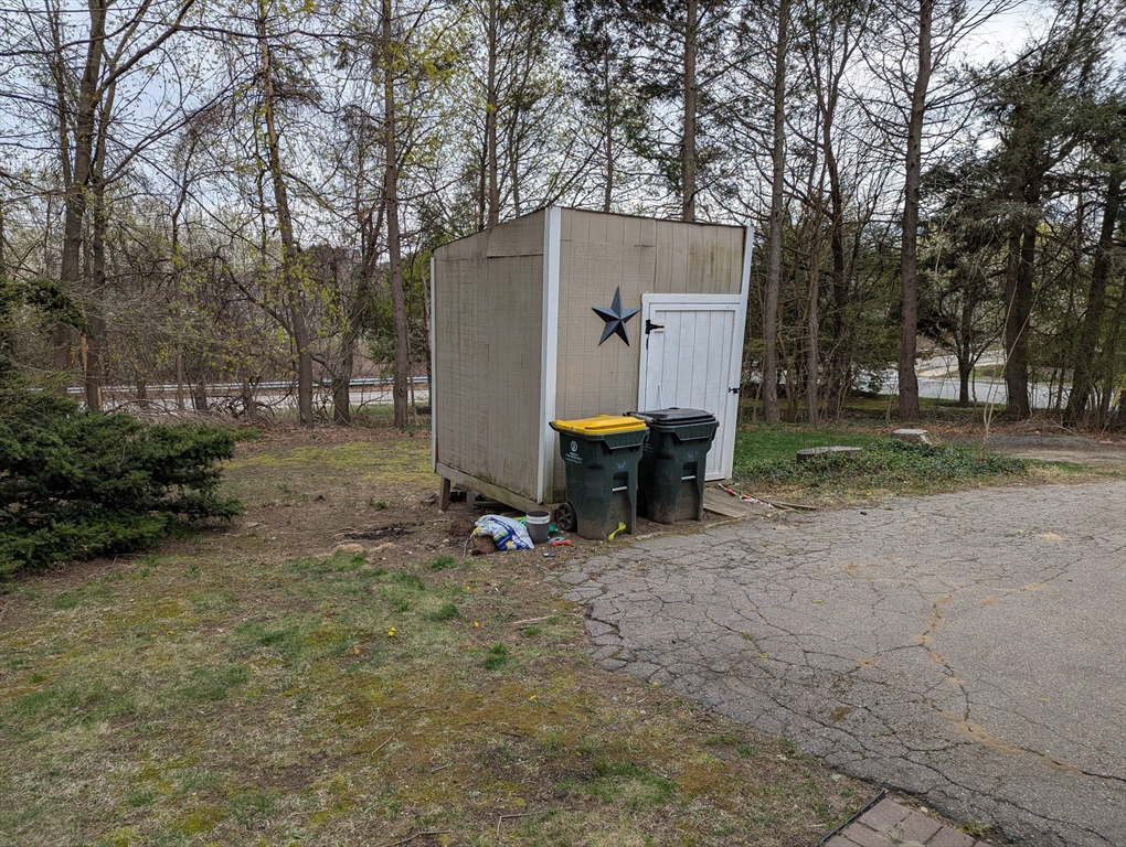 Franklin, Massachusetts 02038, United States, 4 Bedrooms Bedrooms, ,1 BathroomBathrooms,Residential,Pending,121339