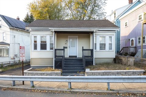 94 Crescent Ave Revere MA 02151