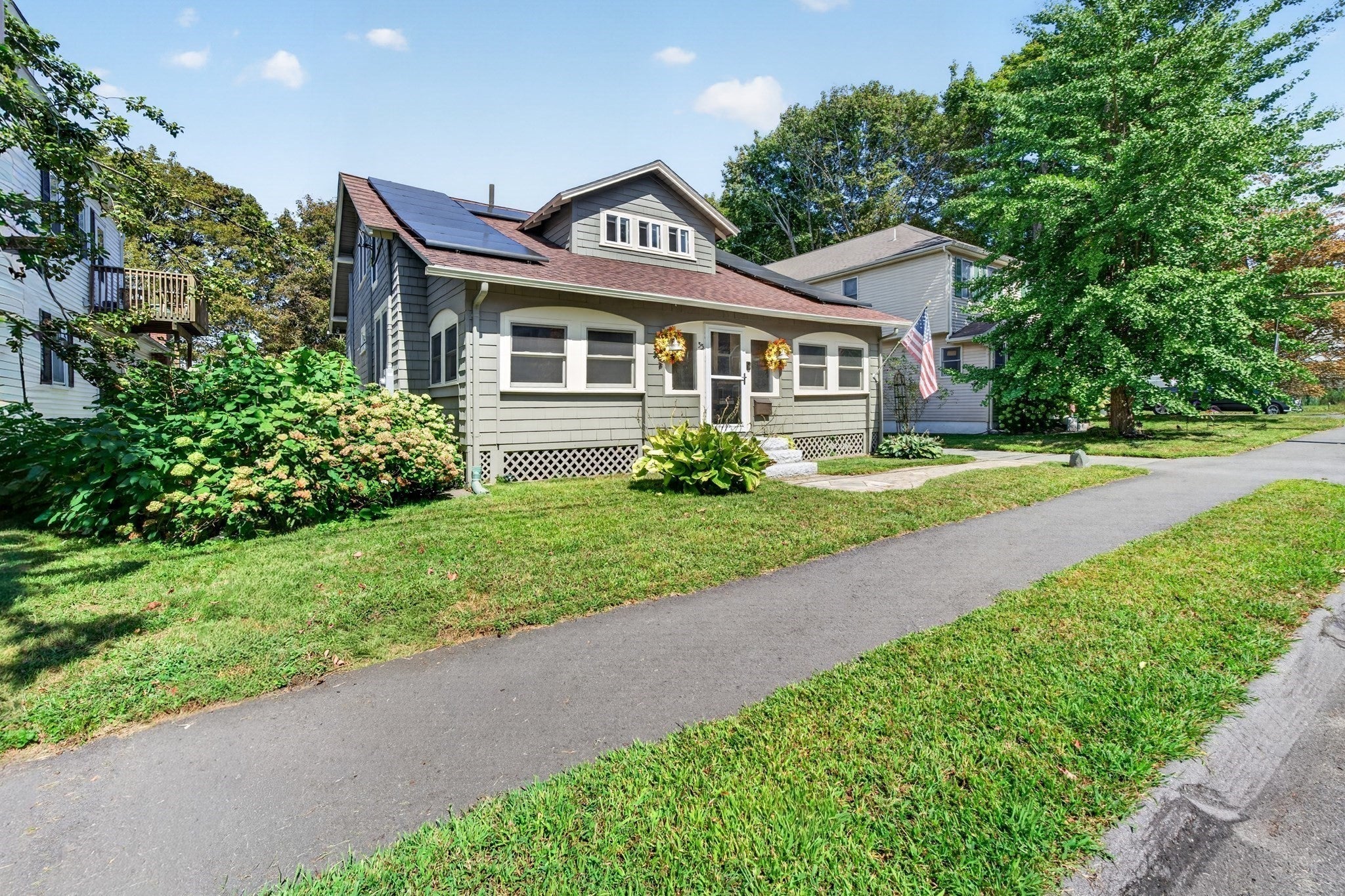 Photo of 33 Union St, North Andover, MA