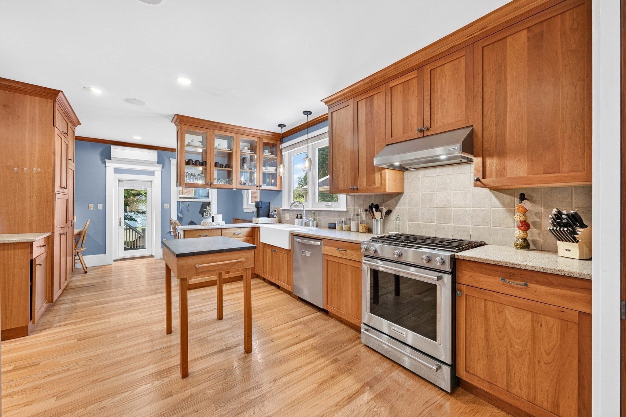 33 Union St, North Andover, MA, 33 Union St, North Andover, MA Photo #7