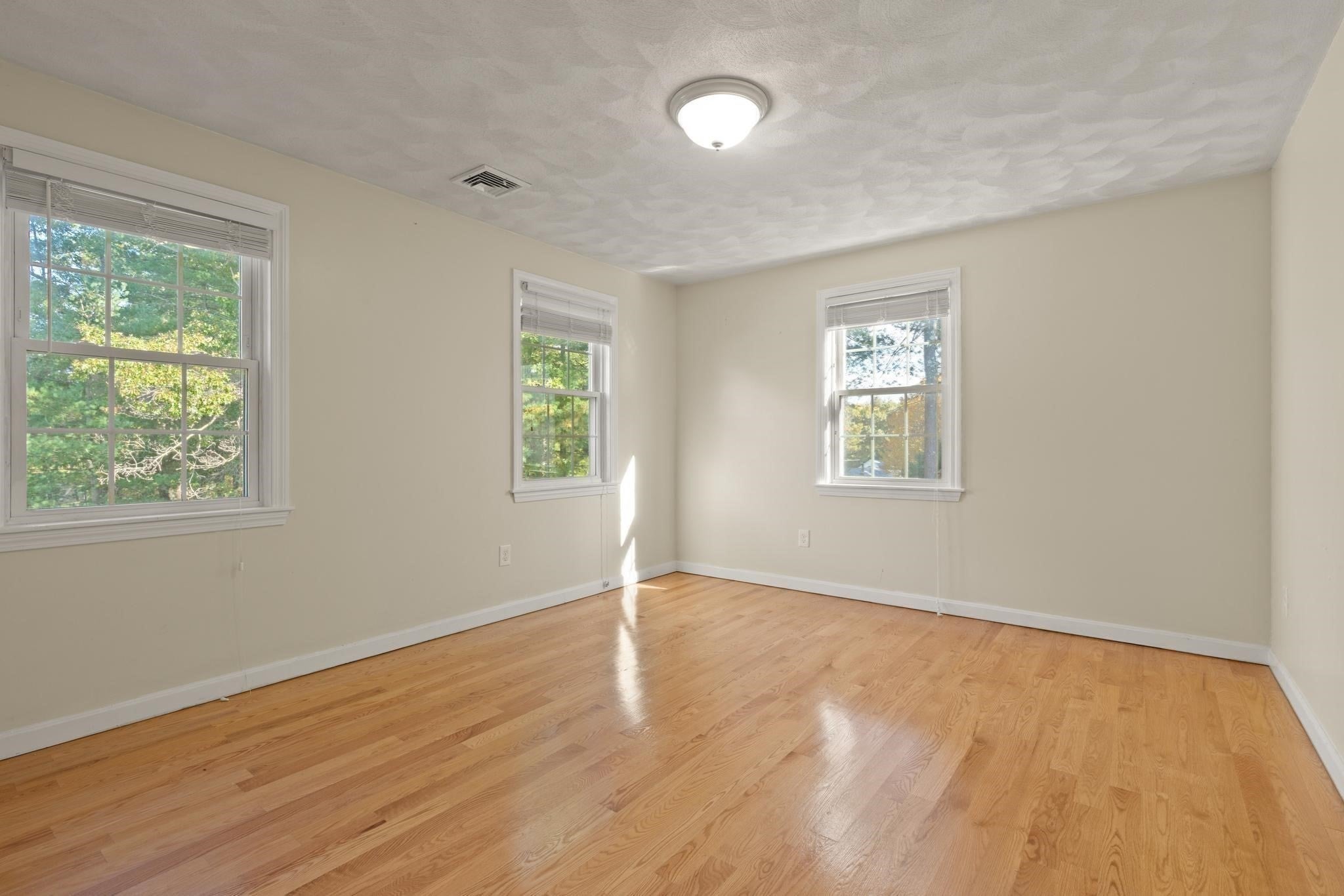 3 Ledgelawn Ave, Billerica, MA, 3 Ledgelawn Ave, Billerica, MA Photo #31