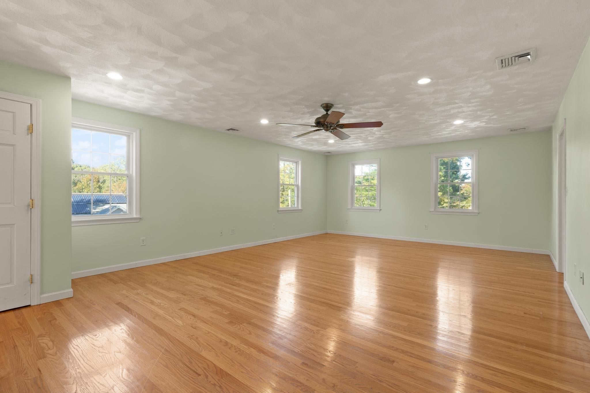 3 Ledgelawn Ave, Billerica, MA, 3 Ledgelawn Ave, Billerica, MA Photo #25