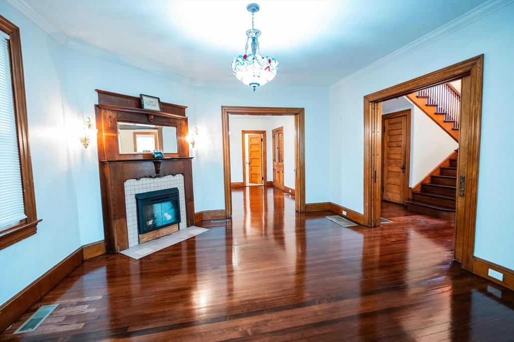 18 N Prospect St