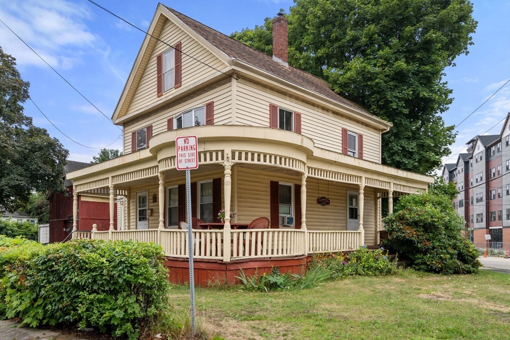 31 Ames Place