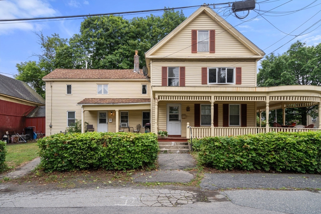 31 Ames Place