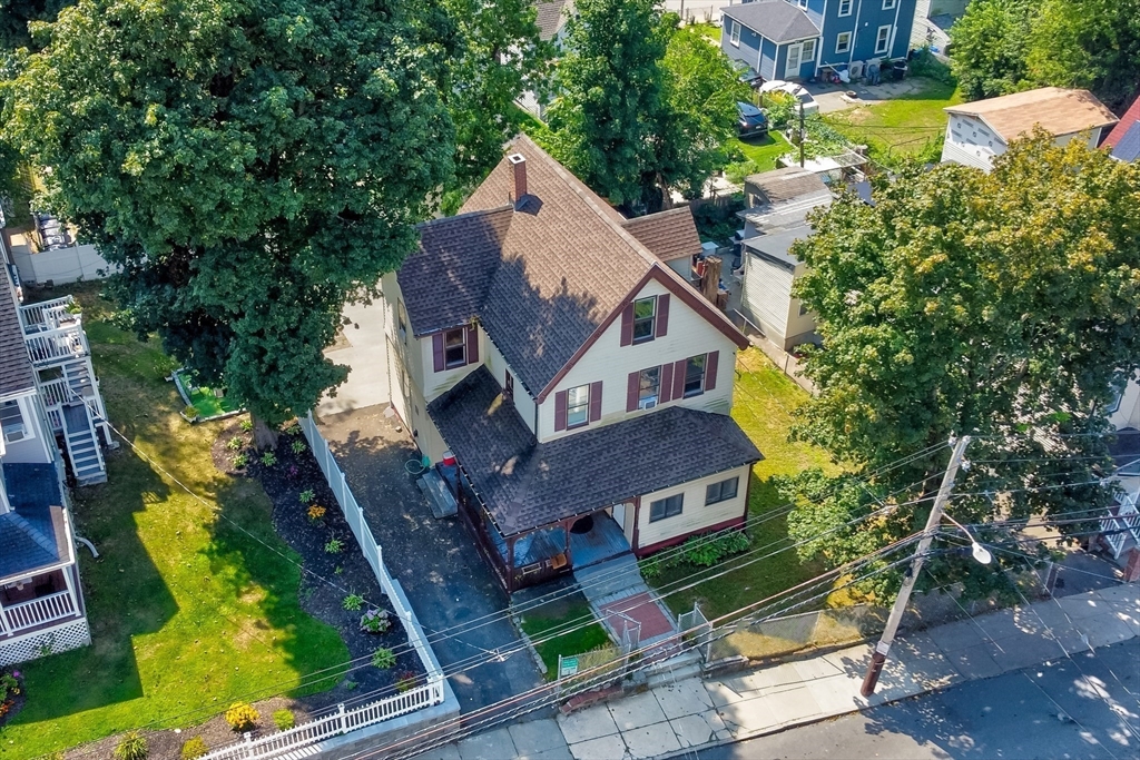 44 Evans St