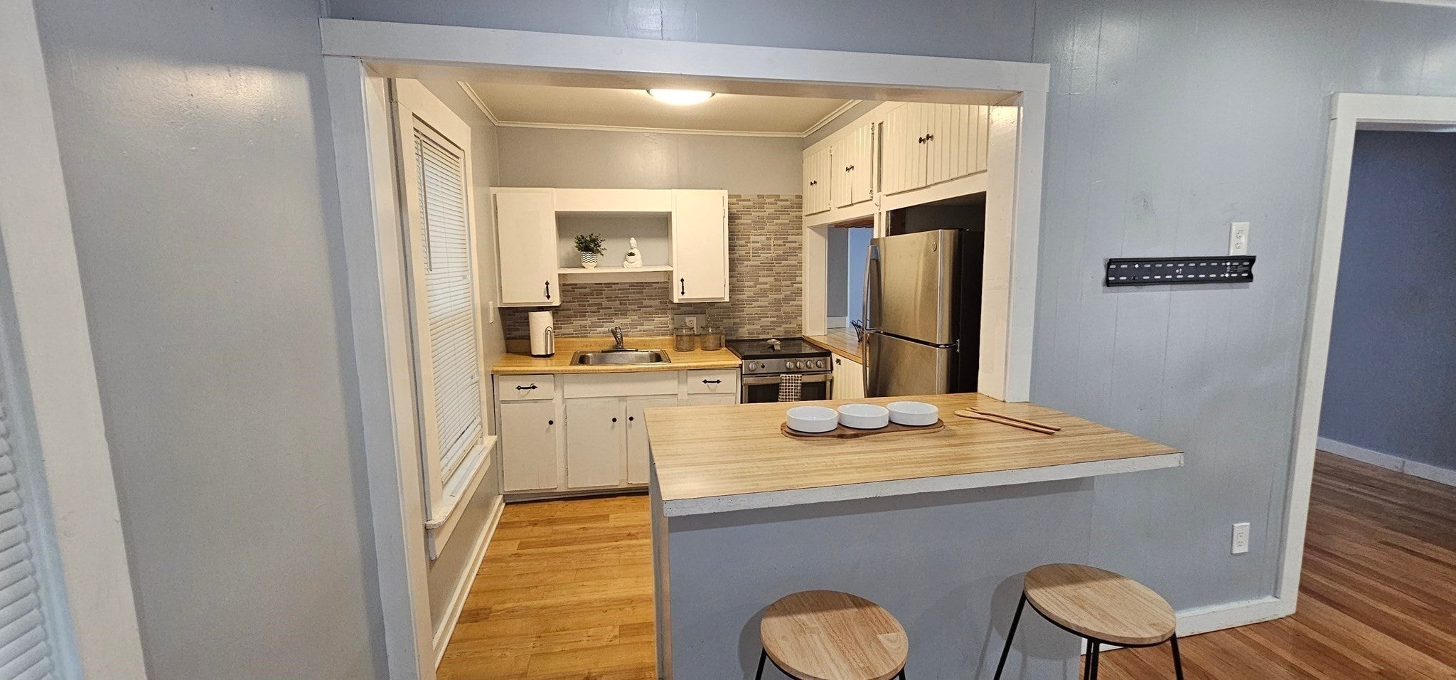 106 Walnut St 2