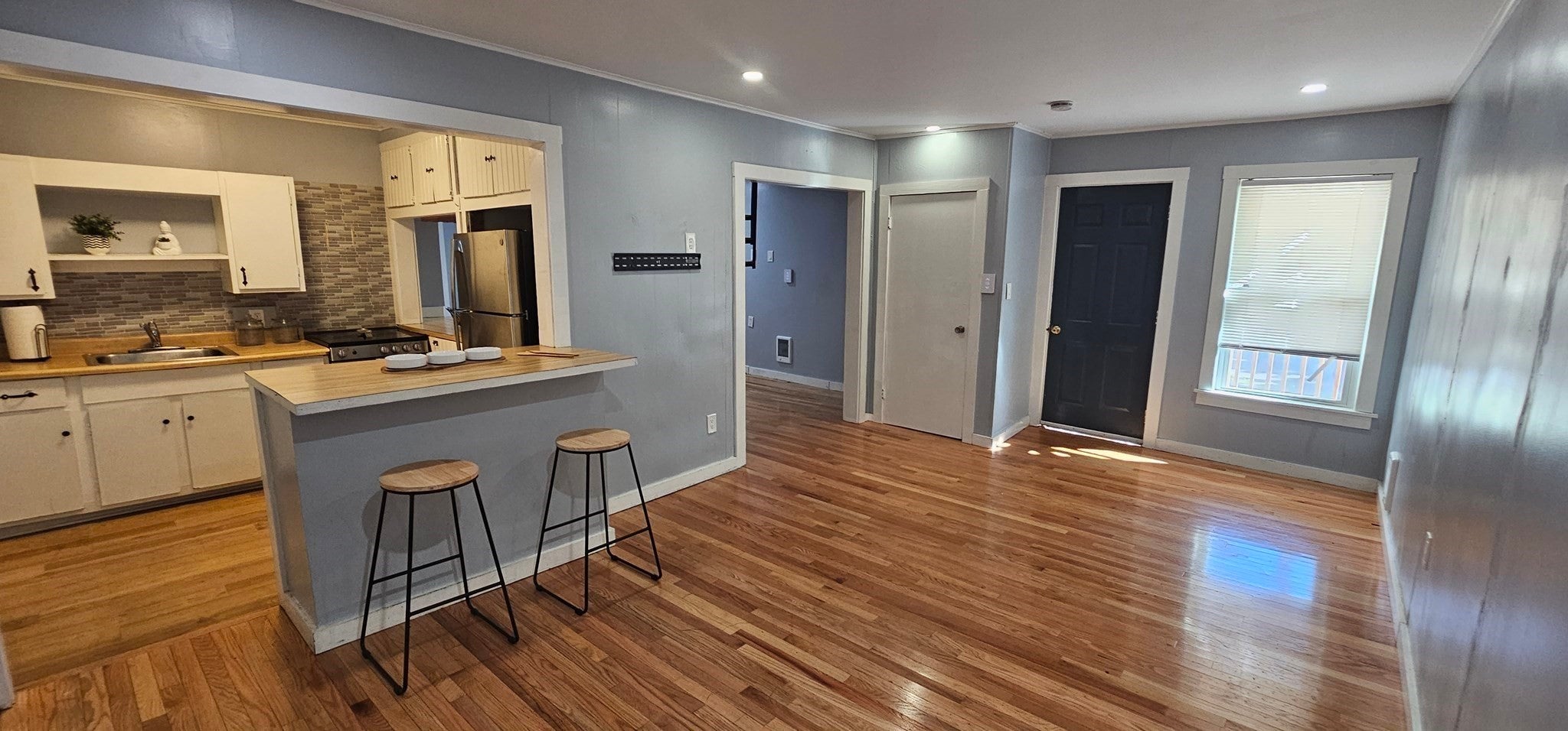 106 Walnut St 2