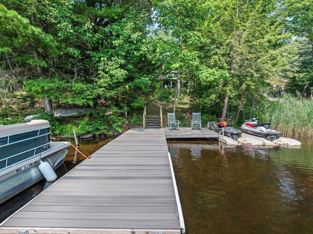 7 Reservoir Heights Rd