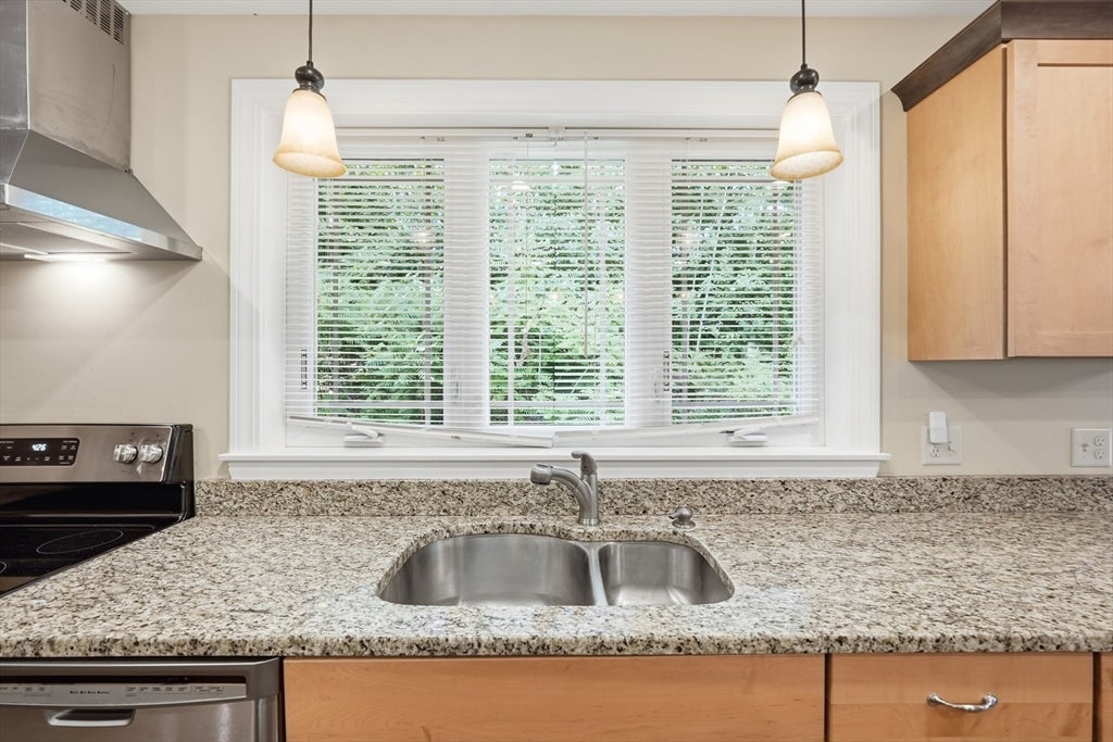 2 Dogwood Dr, Belchertown, MA, 2 Dogwood Dr, Belchertown, MA Photo #16