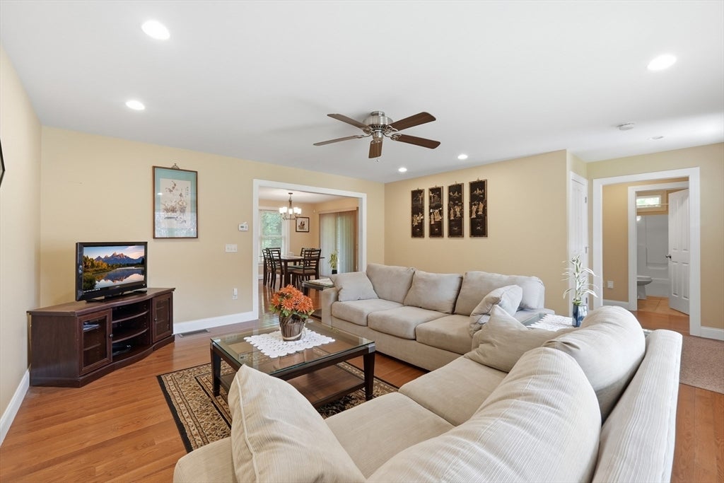 2 Dogwood Dr, Belchertown, MA, 2 Dogwood Dr, Belchertown, MA Photo #11