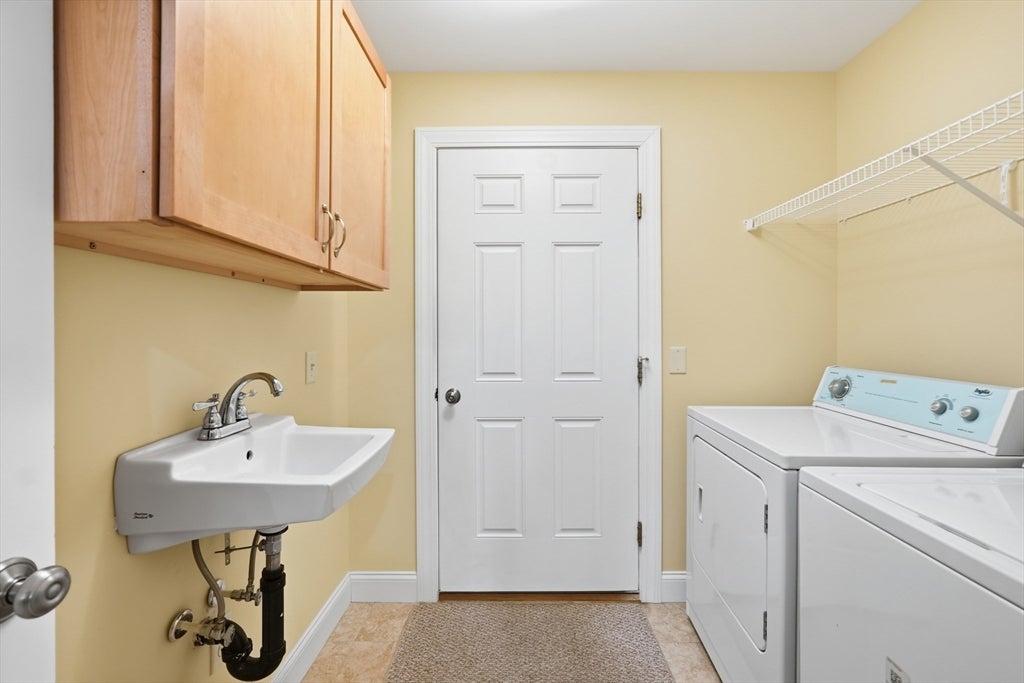 2 Dogwood Dr, Belchertown, MA, 2 Dogwood Dr, Belchertown, MA Photo #33