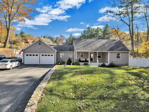 68 E Main St Hopkinton MA 01748