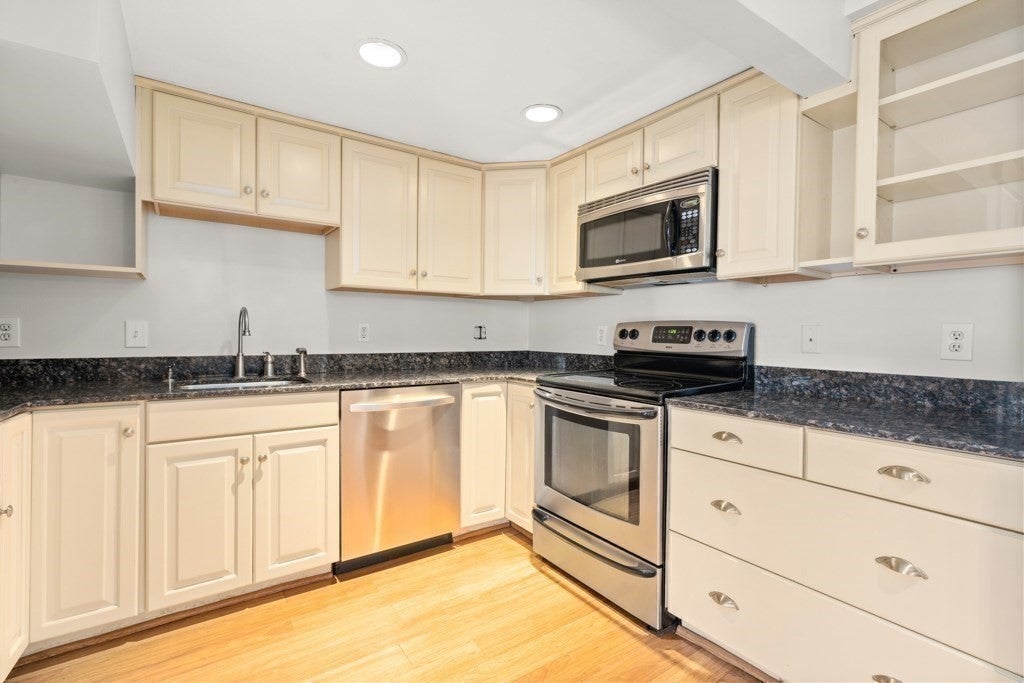 47 Telegraph St #2, Boston, MA, 47 Telegraph St #2, Boston, MA Photo #8