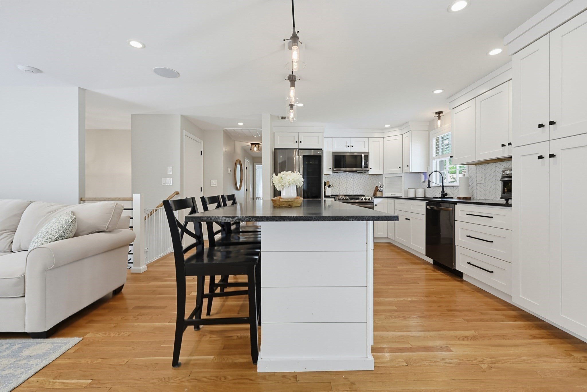 10 Howe Circle, Randolph, MA Photo #5