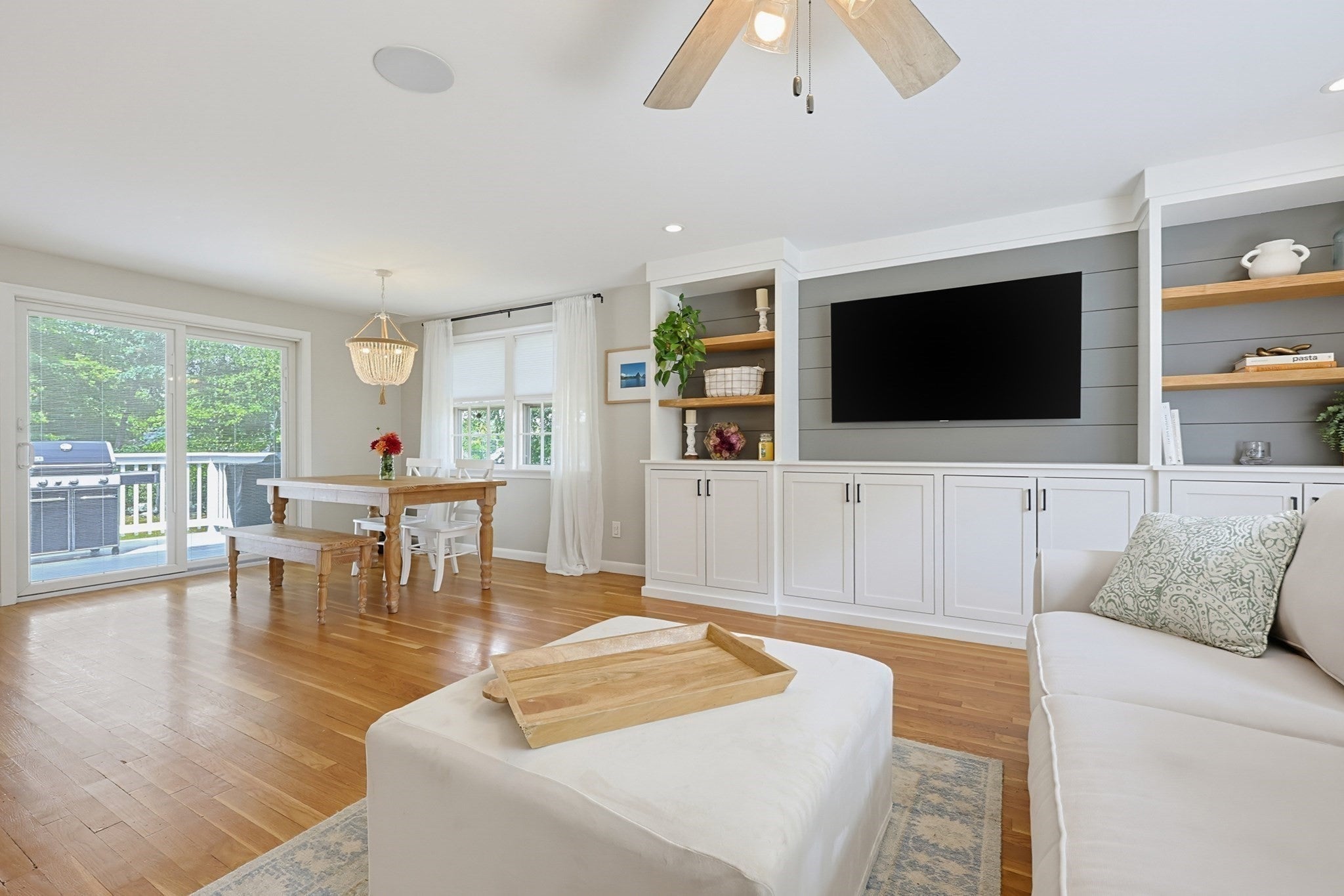 10 Howe Circle, Randolph, MA Photo #15