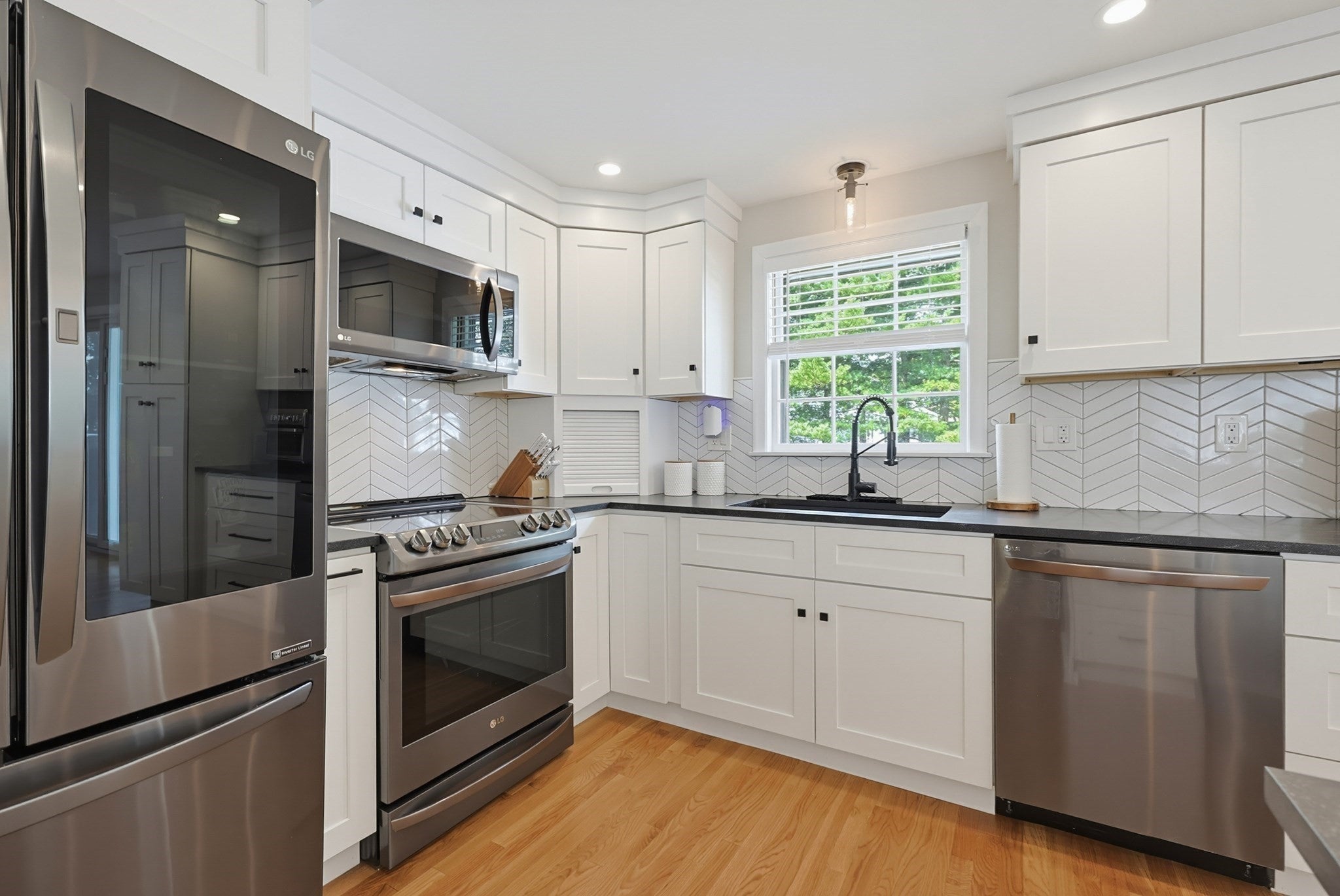 10 Howe Circle, Randolph, MA Photo #7