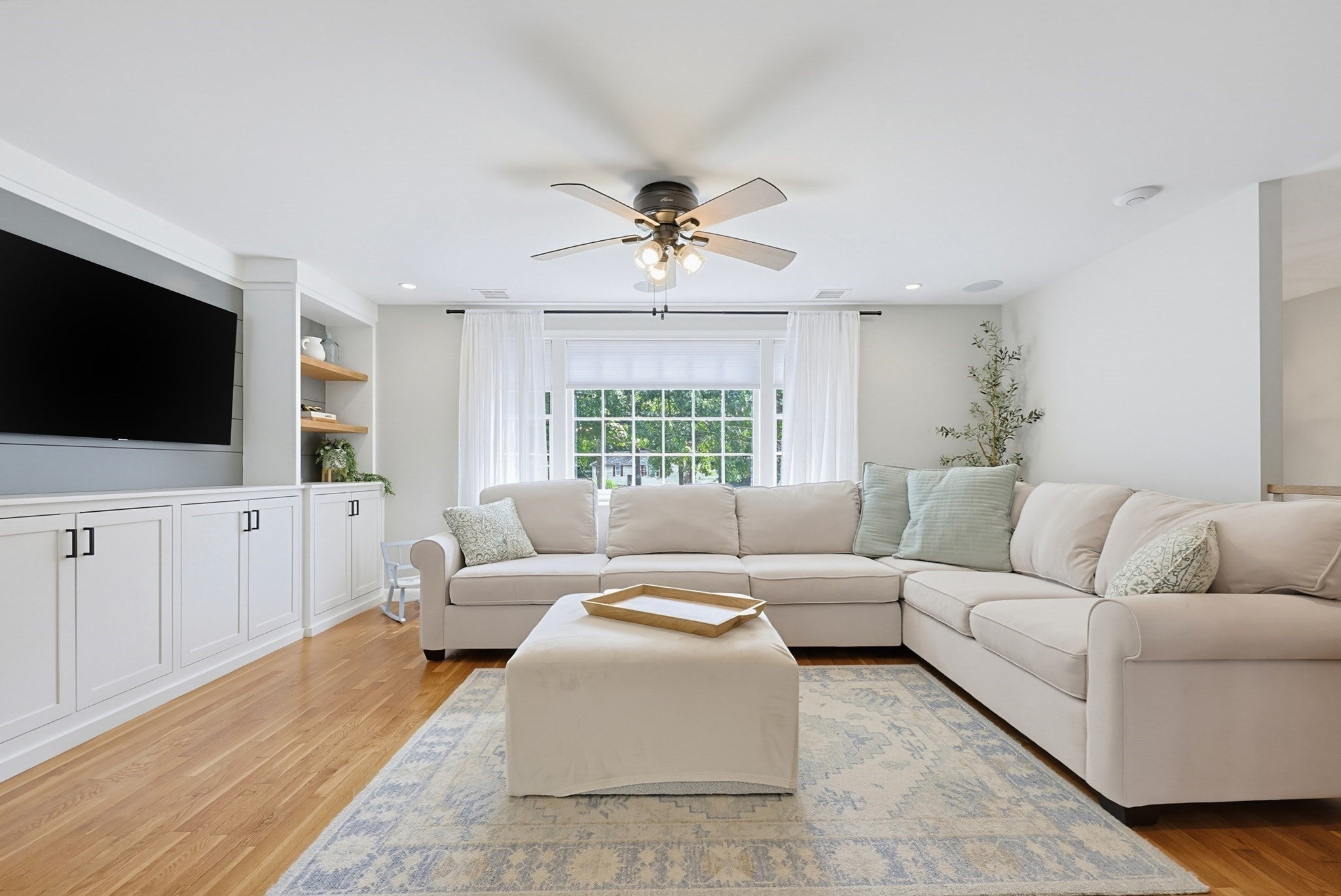 10 Howe Circle, Randolph, MA Photo #11