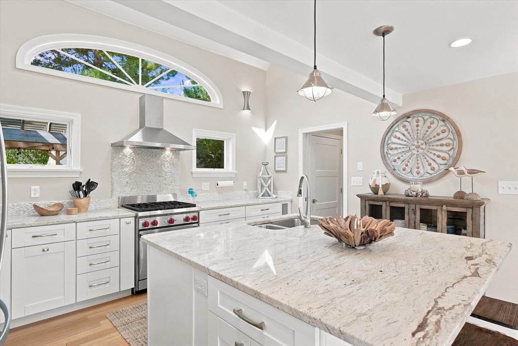 17 Barker St, Newburyport, MA, 17 Barker St, Newburyport, MA Photo #8