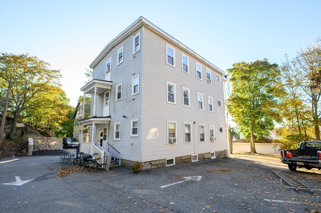 12 Arthur Ave