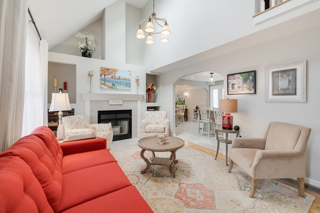 61 Meadow View Dr