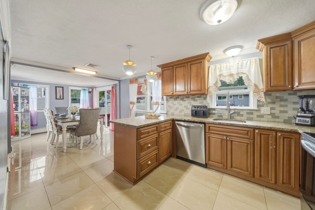 280 Ettrick St, Brockton, MA, 280 Ettrick St, Brockton, MA Photo #13