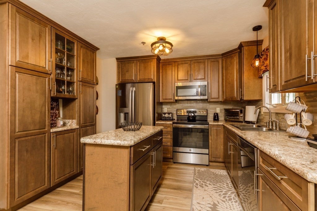 350 Riverbend Street #107, Athol, MA, 350 Riverbend Street #107, Athol, MA Photo #2