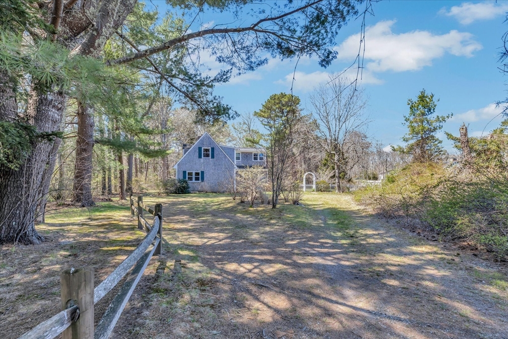 12 Snake Pond Rd