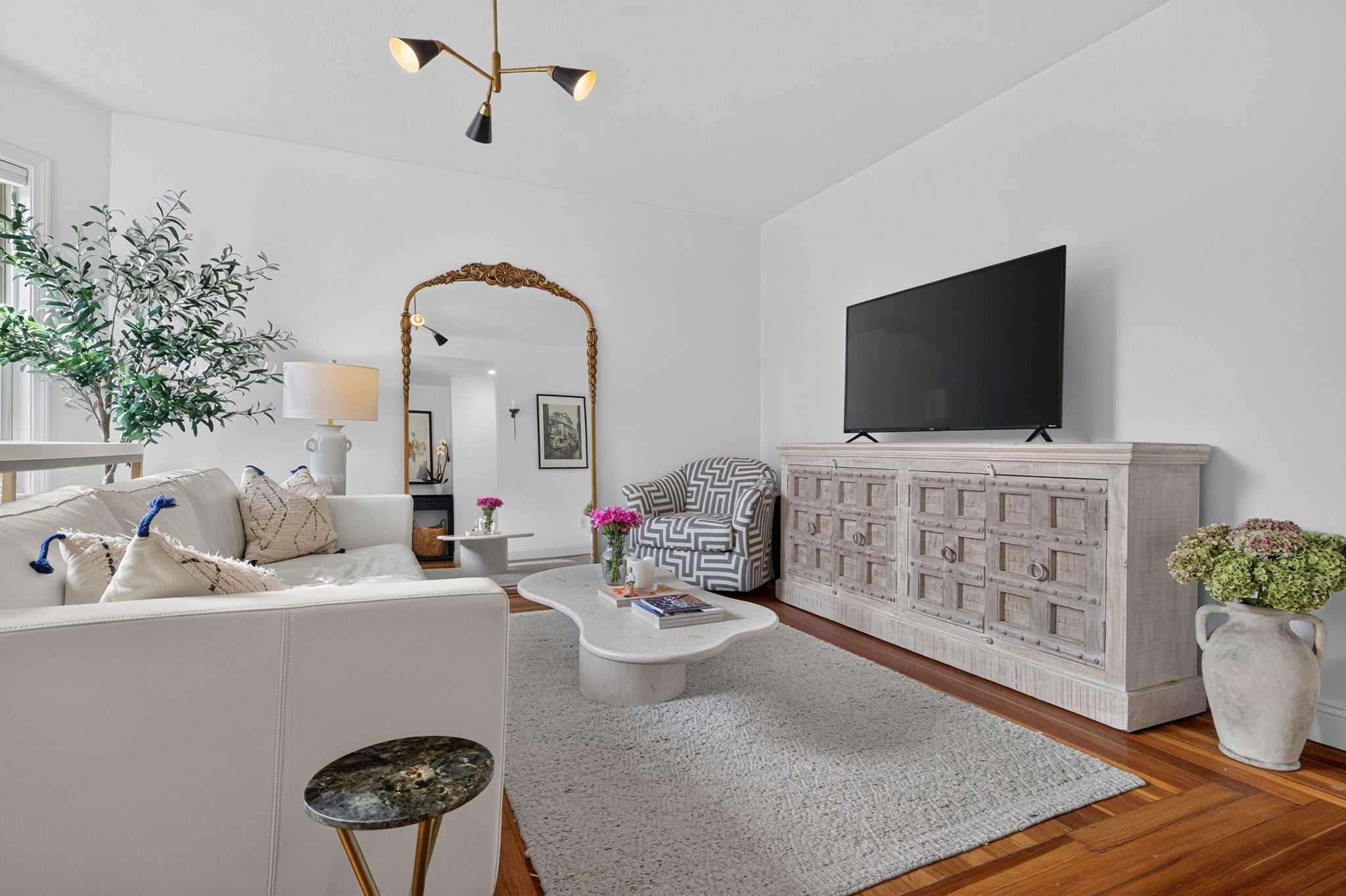 41 Harrington Ave 41
