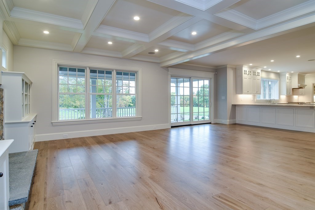 Photo 6 of 17 of 290 Summer Street house
