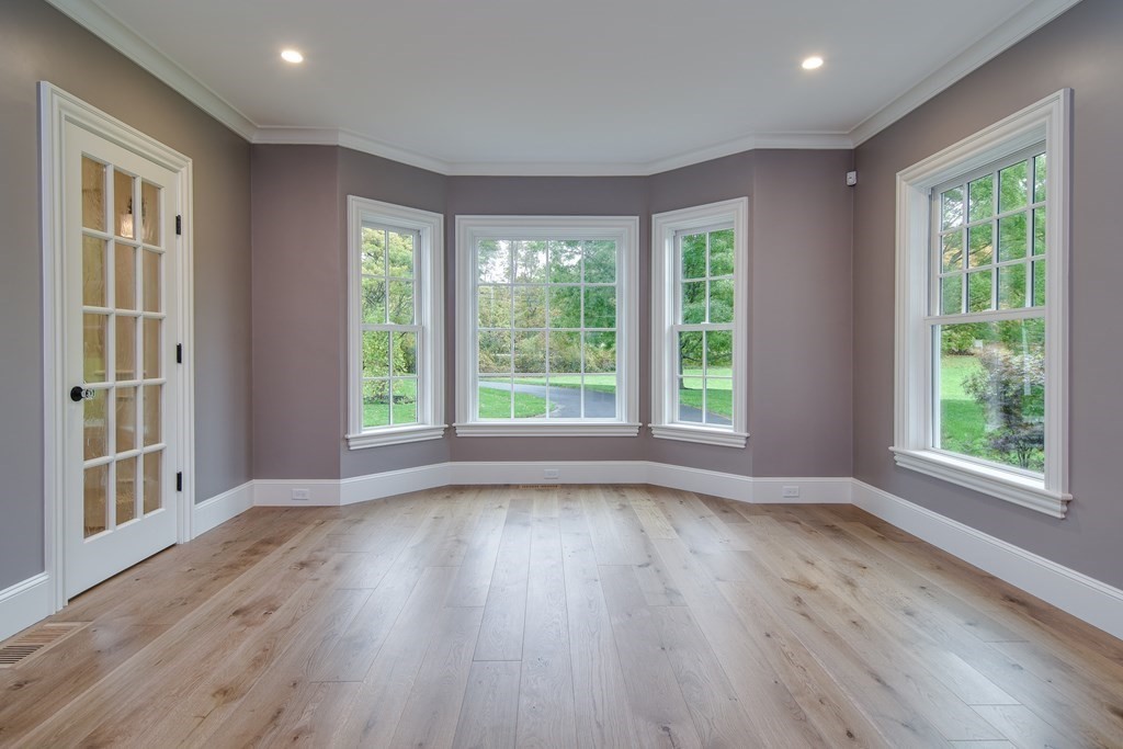 Photo 4 of 17 of 290 Summer Street house