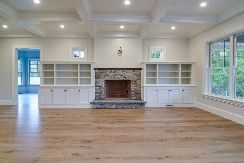 Photo 5 of 17 of 290 Summer Street house