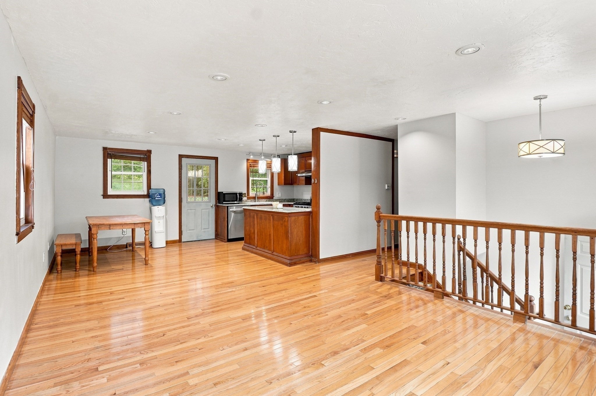 30 Parsons Hill Dr, Worcester, MA, 30 Parsons Hill Dr, Worcester, MA Photo #10