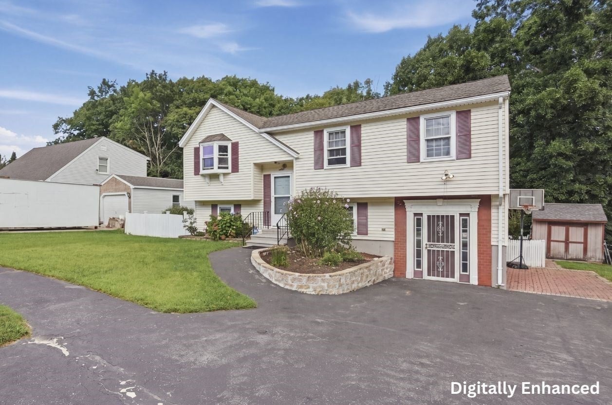 30 Parsons Hill Dr