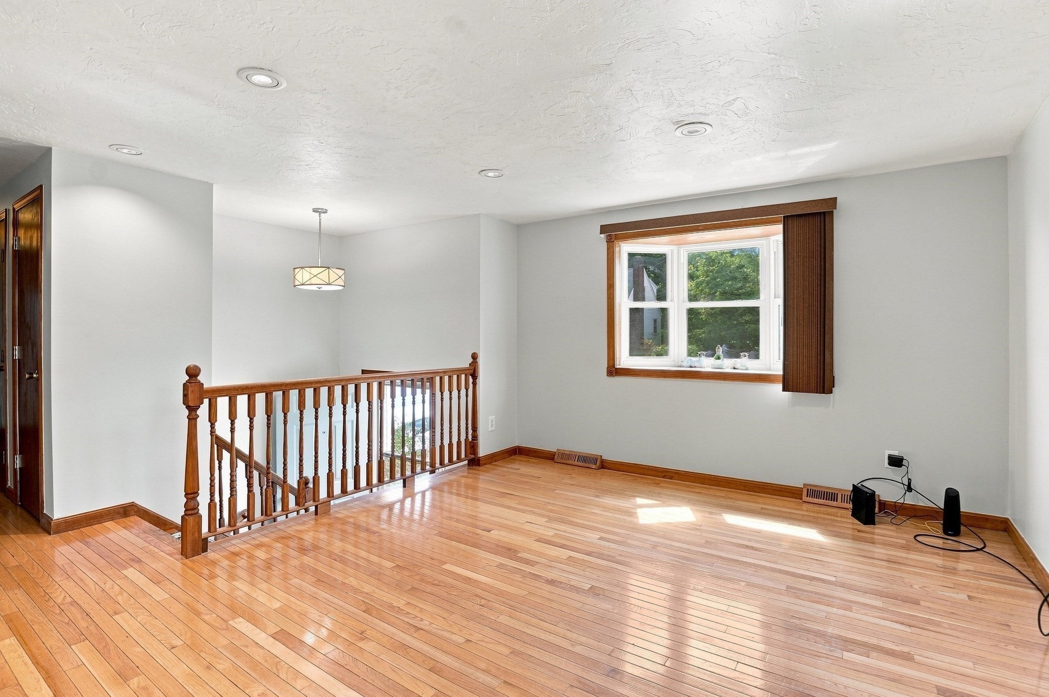 30 Parsons Hill Dr, Worcester, MA, 30 Parsons Hill Dr, Worcester, MA Photo #11