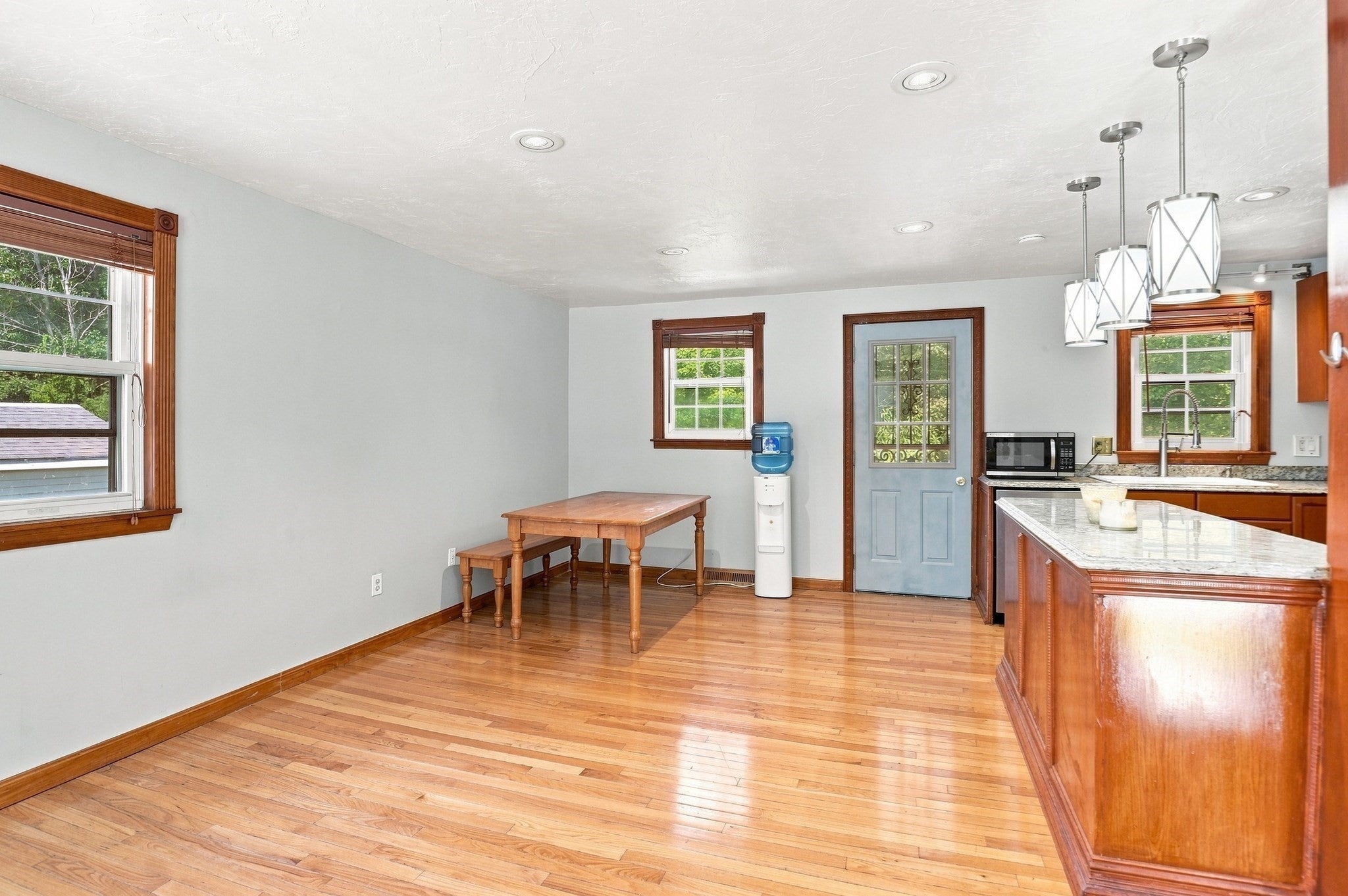 30 Parsons Hill Dr, Worcester, MA, 30 Parsons Hill Dr, Worcester, MA Photo #9