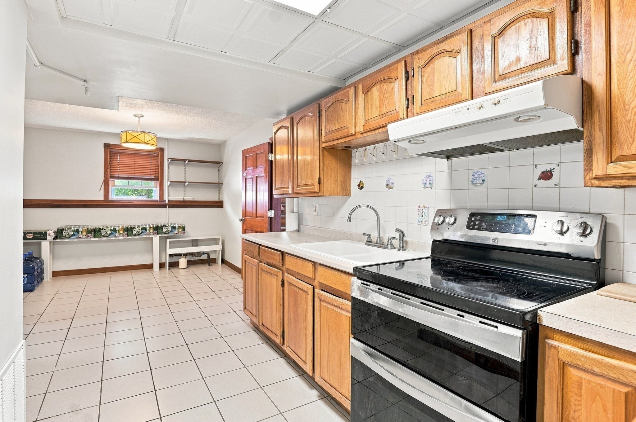 30 Parsons Hill Dr, Worcester, MA, 30 Parsons Hill Dr, Worcester, MA Photo #21
