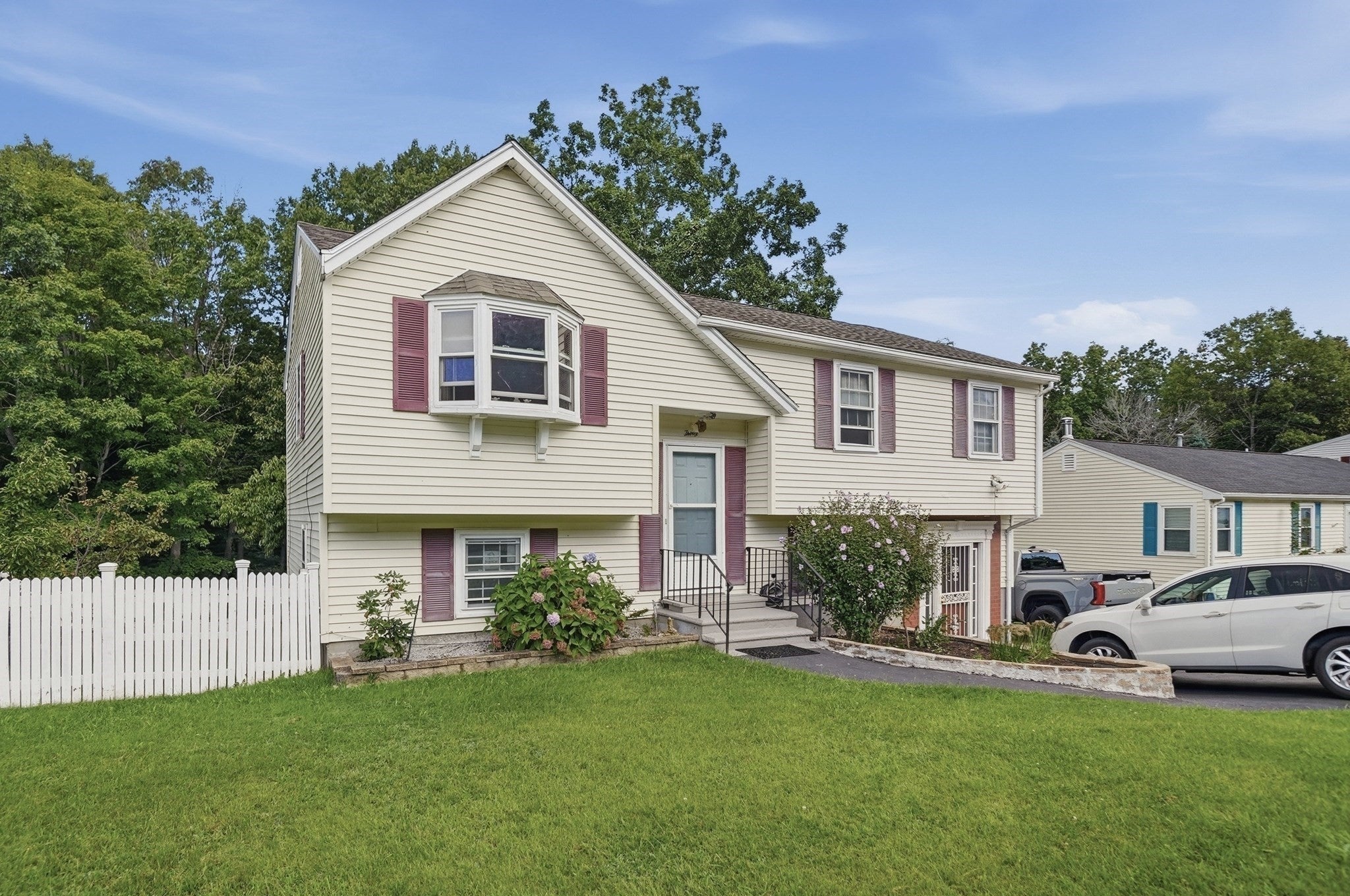 30 Parsons Hill Dr