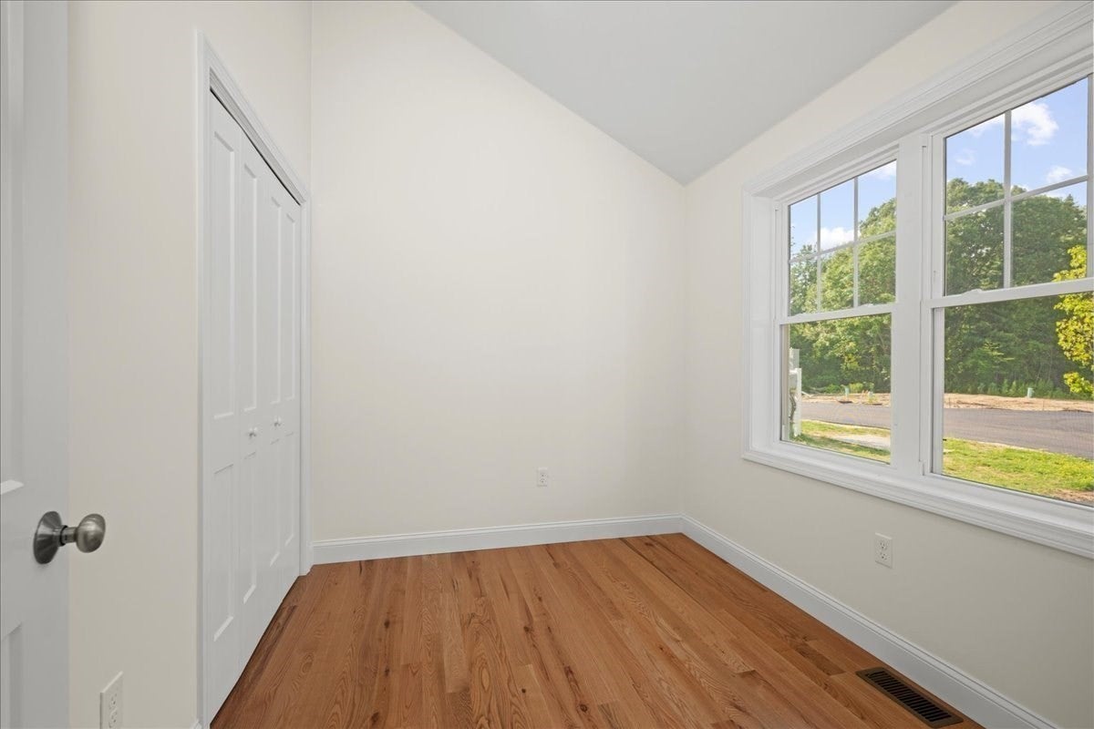 25 Vinal St #28, Auburn, MA Photo #16