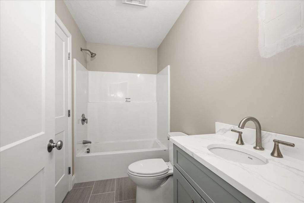 25 Vinal St #28, Auburn, MA, 25 Vinal St #28, Auburn, MA Photo #24
