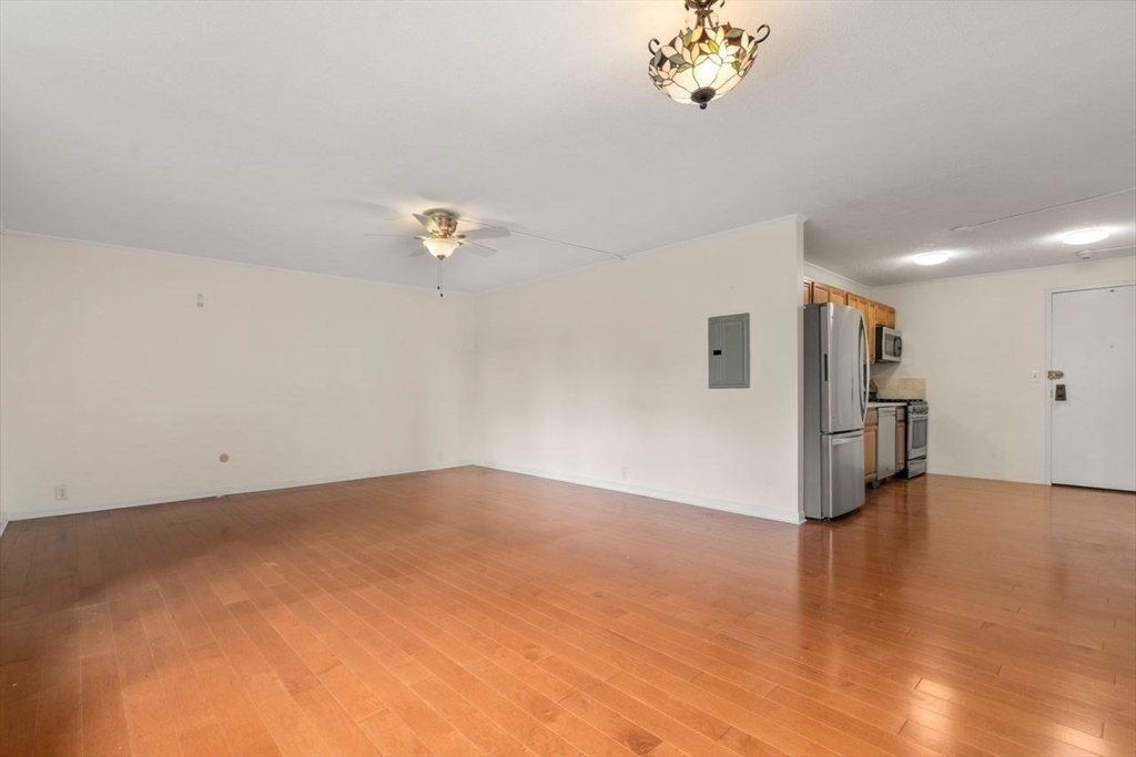 280 Boylston St 111
