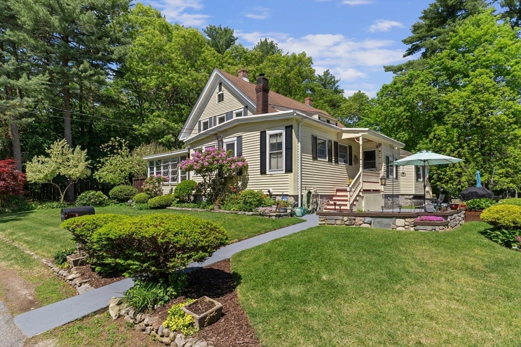 14 Naylor Ave