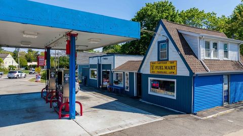 Photo of 204 Marion Rd, Wareham, MA 02571 (MLS # 73523106)