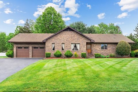 29 Pheasant Ridge Rd Seekonk MA 02771