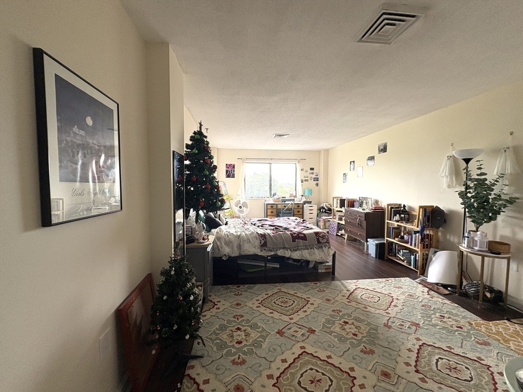 90 Quincy Shore Dr 303